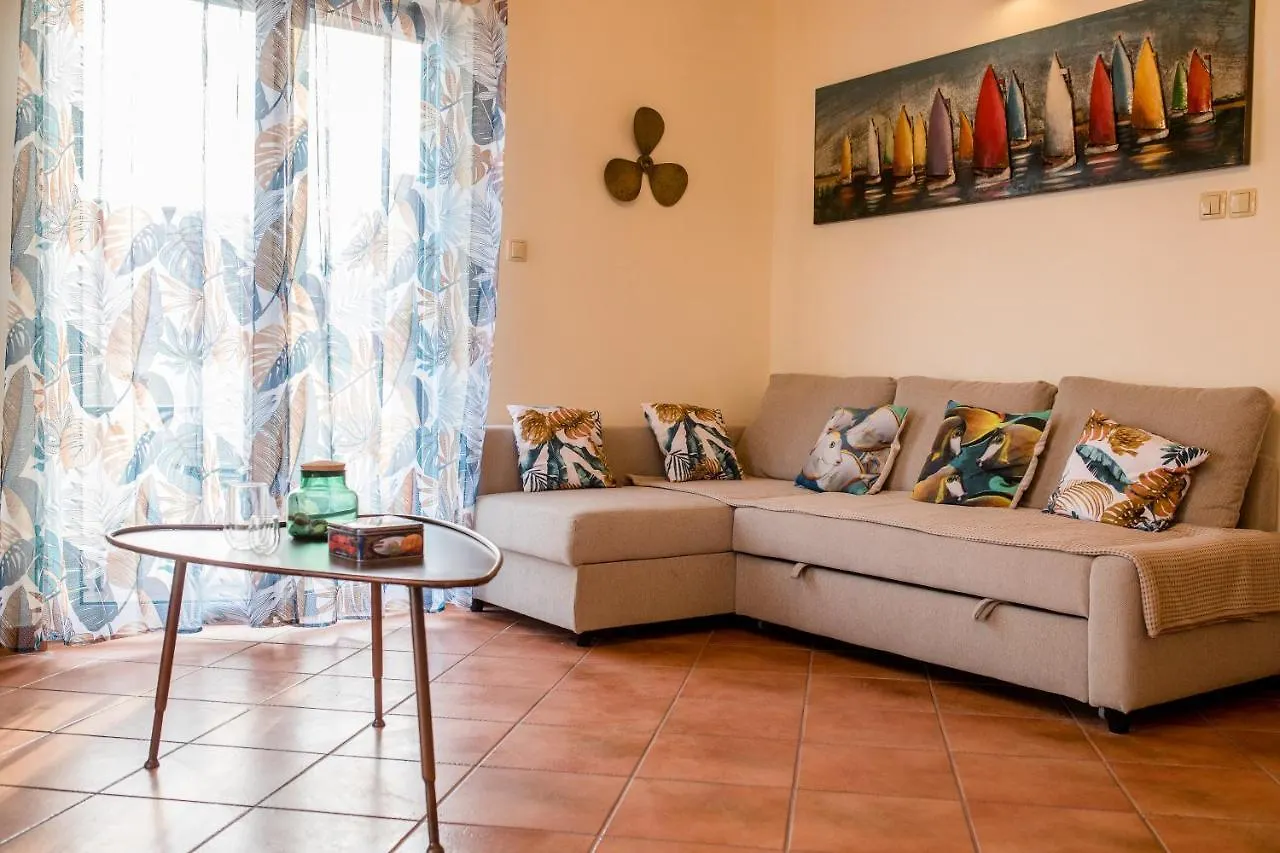 Nikolina Rab Apartments راب