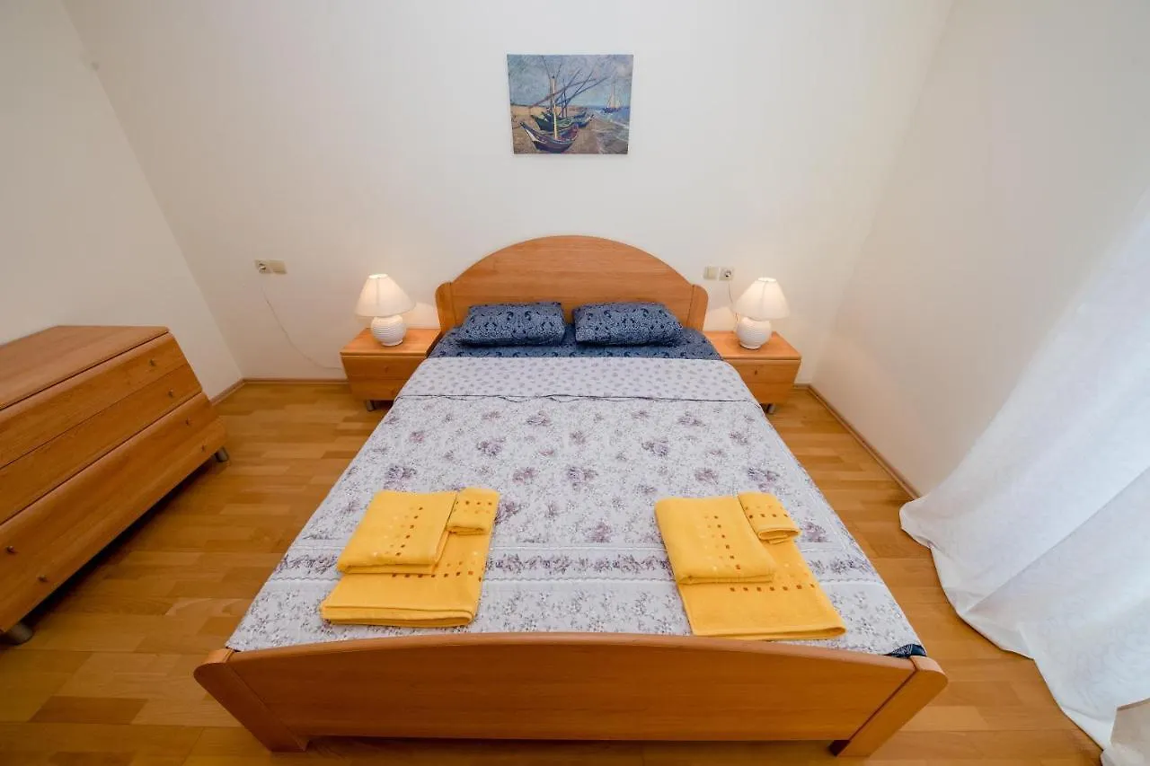 Nikolina Rab Apartments Rab Town