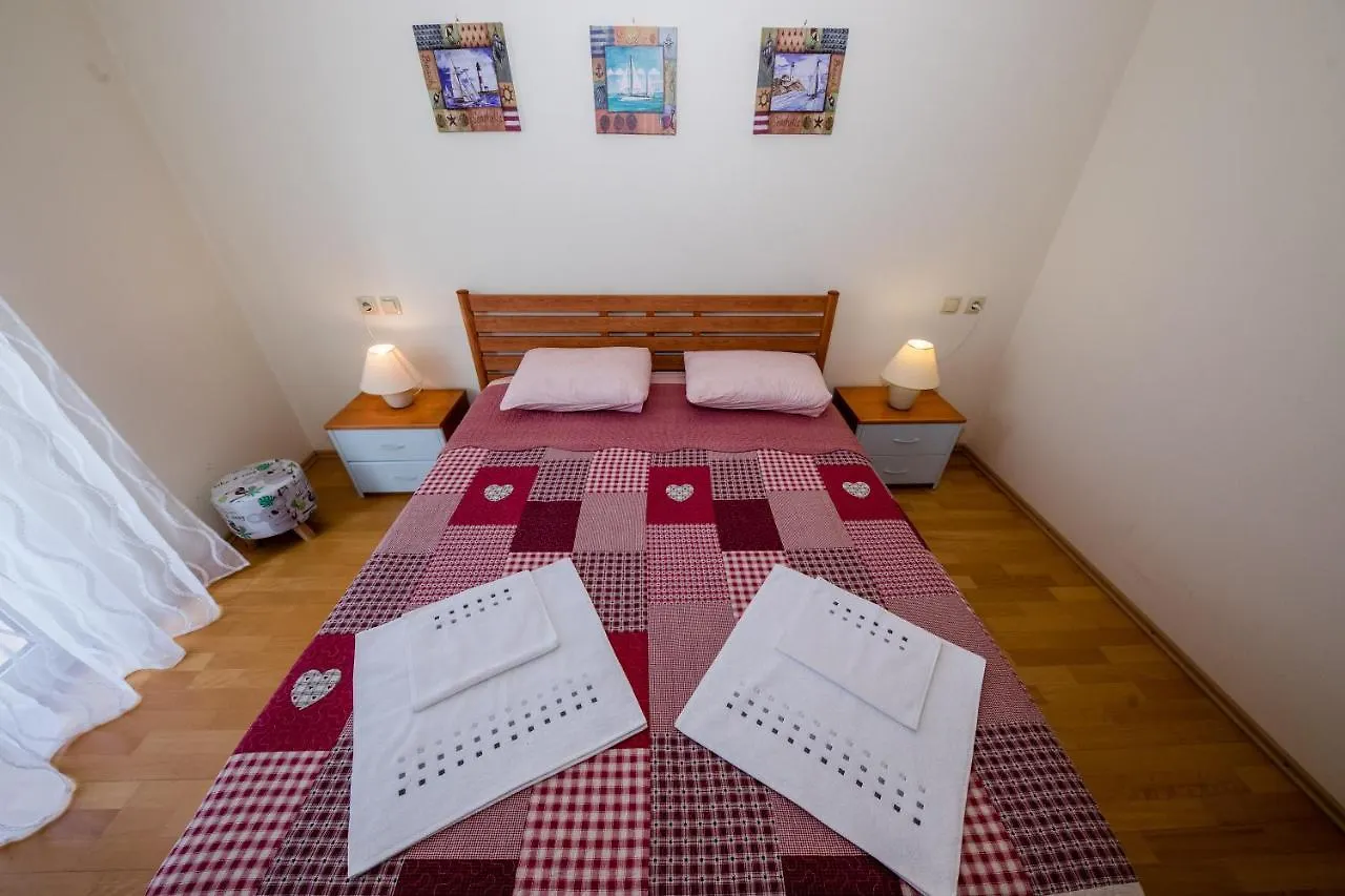 Nikolina Rab Apartments Rab Town